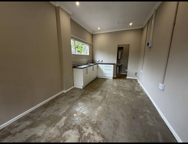 1 BEDROOM SEMI DETACHED TO LET IN GREENDALE